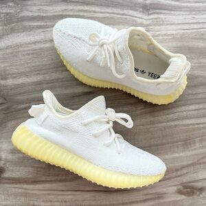 Size 4.5 Men’s/ 6 Women’s- adidas Yeezy Boost 350 V2 Low Cream White